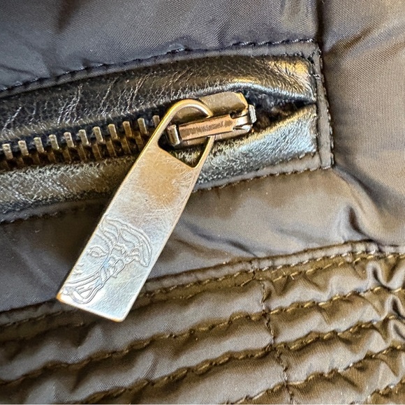 Versace Me's size Large Black Quilted + Leather Long Sleeve Vintage Moto Jacket - Picture 13 of 13